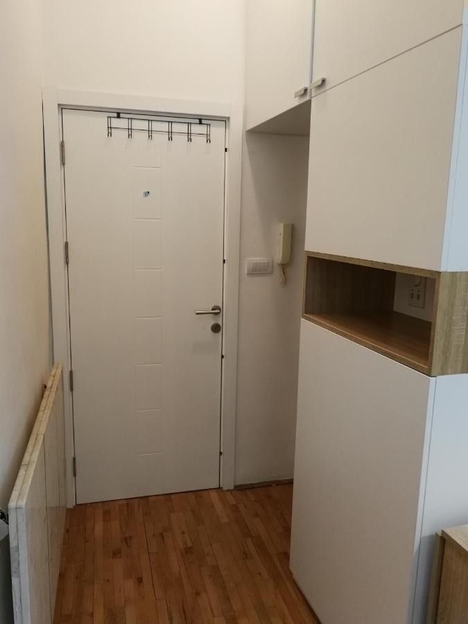 Imperia Apartments Belgrado Kamer foto