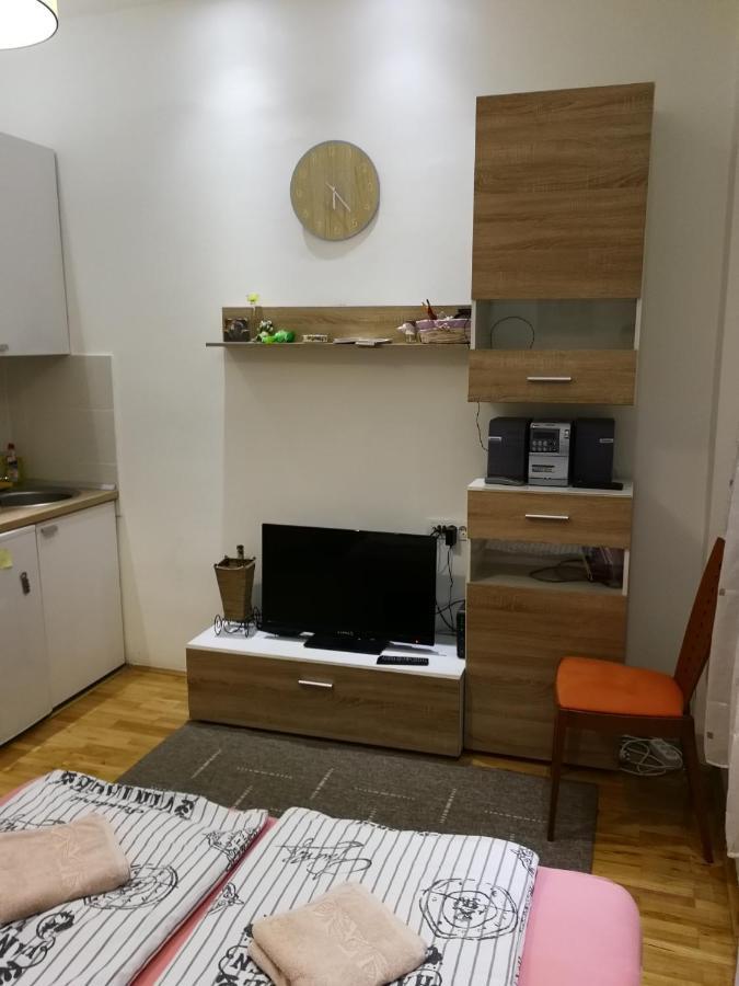 Imperia Apartments Belgrado Kamer foto